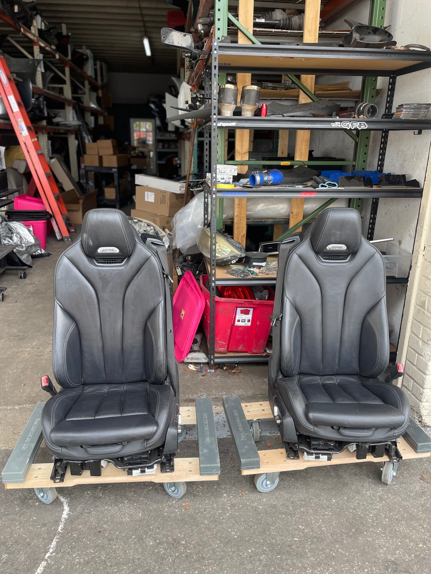 14-19 BMW M4 F83 F33 Convertible Front Seats Pair Left Right Black