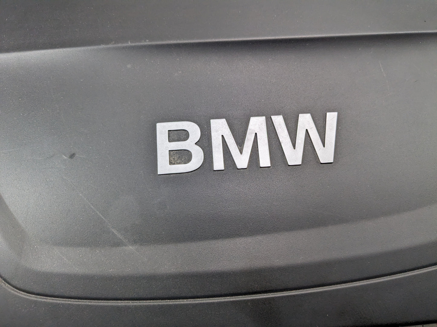 12-16 OEM BMW F30 F32 F33 F36 335 435 Valve Cylinder Engine Cover N55
