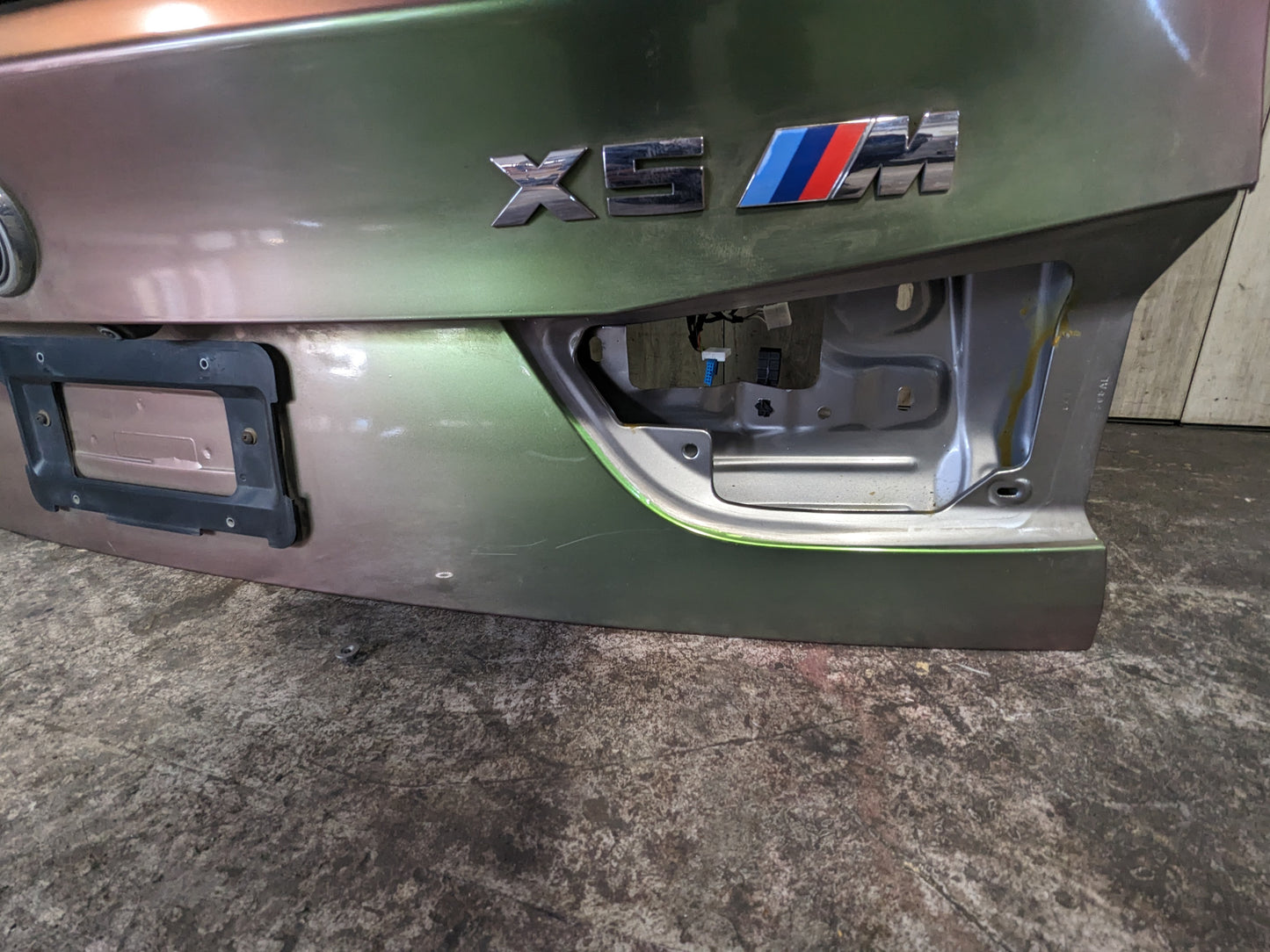 14-18 OEM BMW F15 F85 X5 Rear Trunk Lid Tail Gate Upper Door W/ Glass Gray