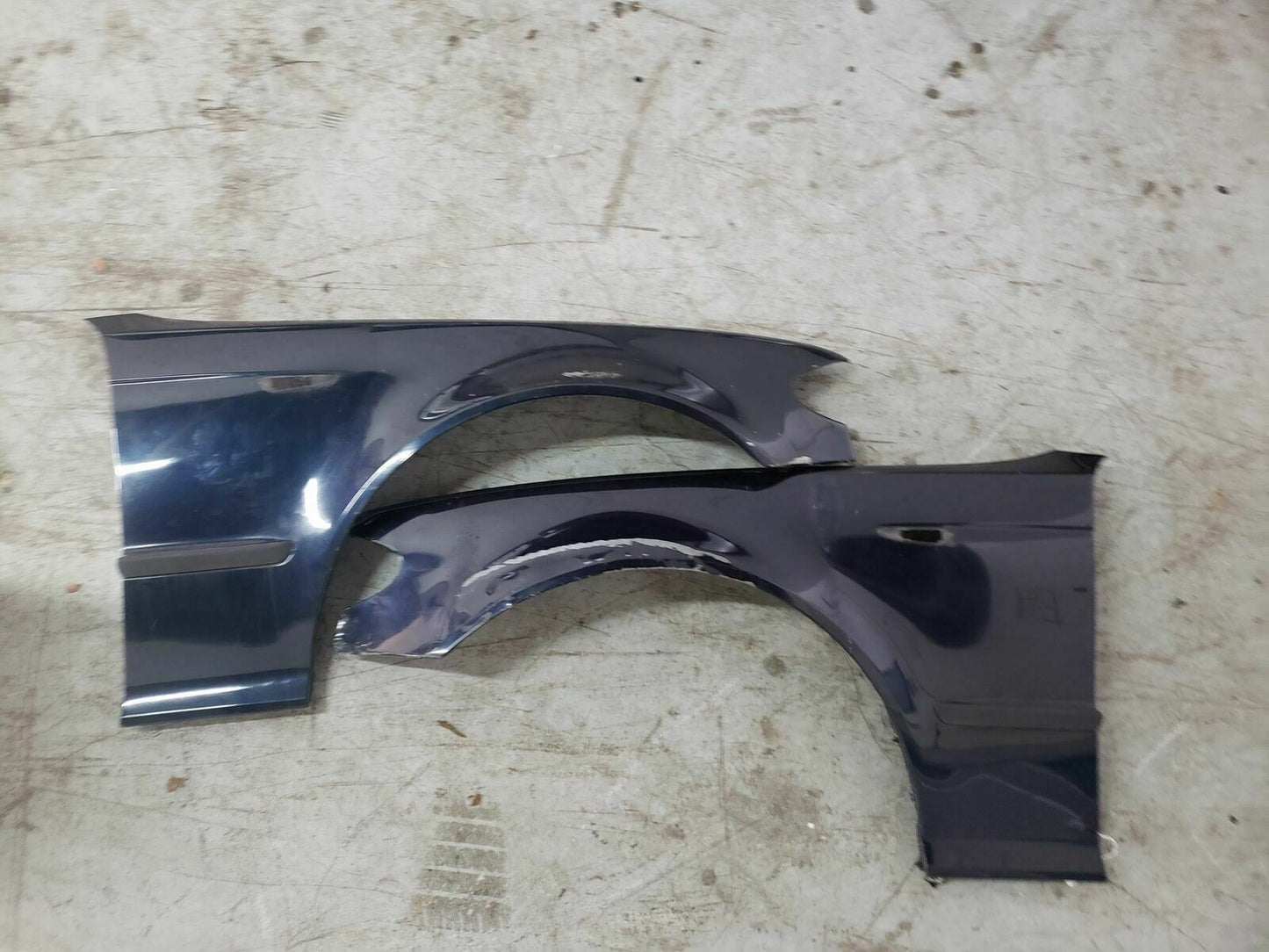 2003 BMW 325i Left and right side  fender   Series