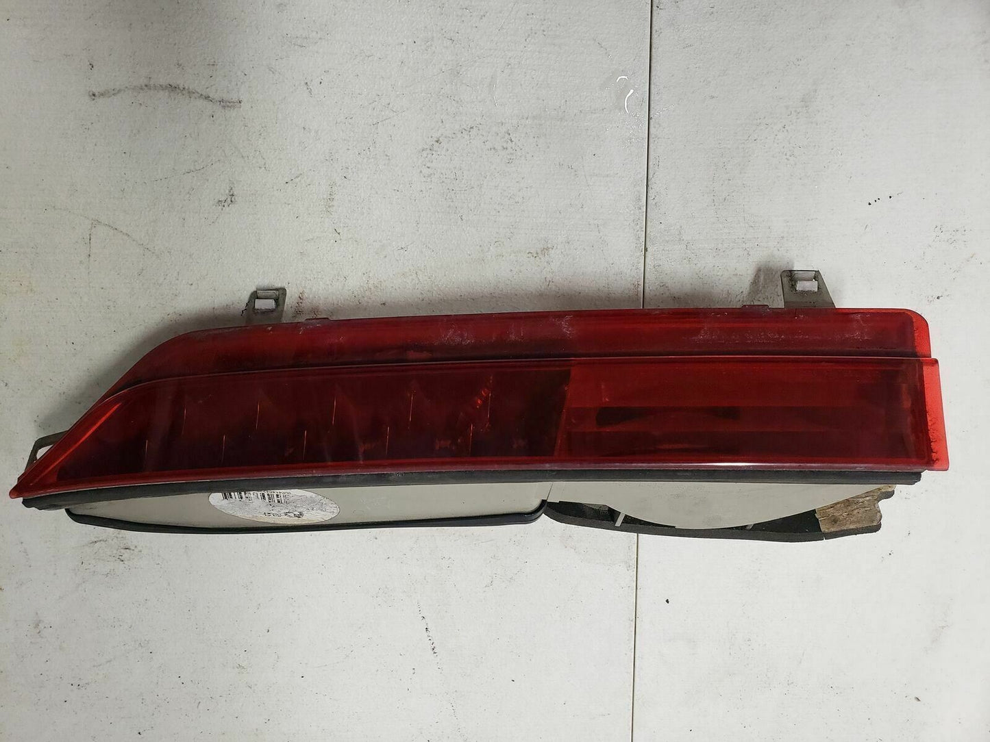 Bmw e65 tail light rear right side 8379690 genuine 740d 2004 year