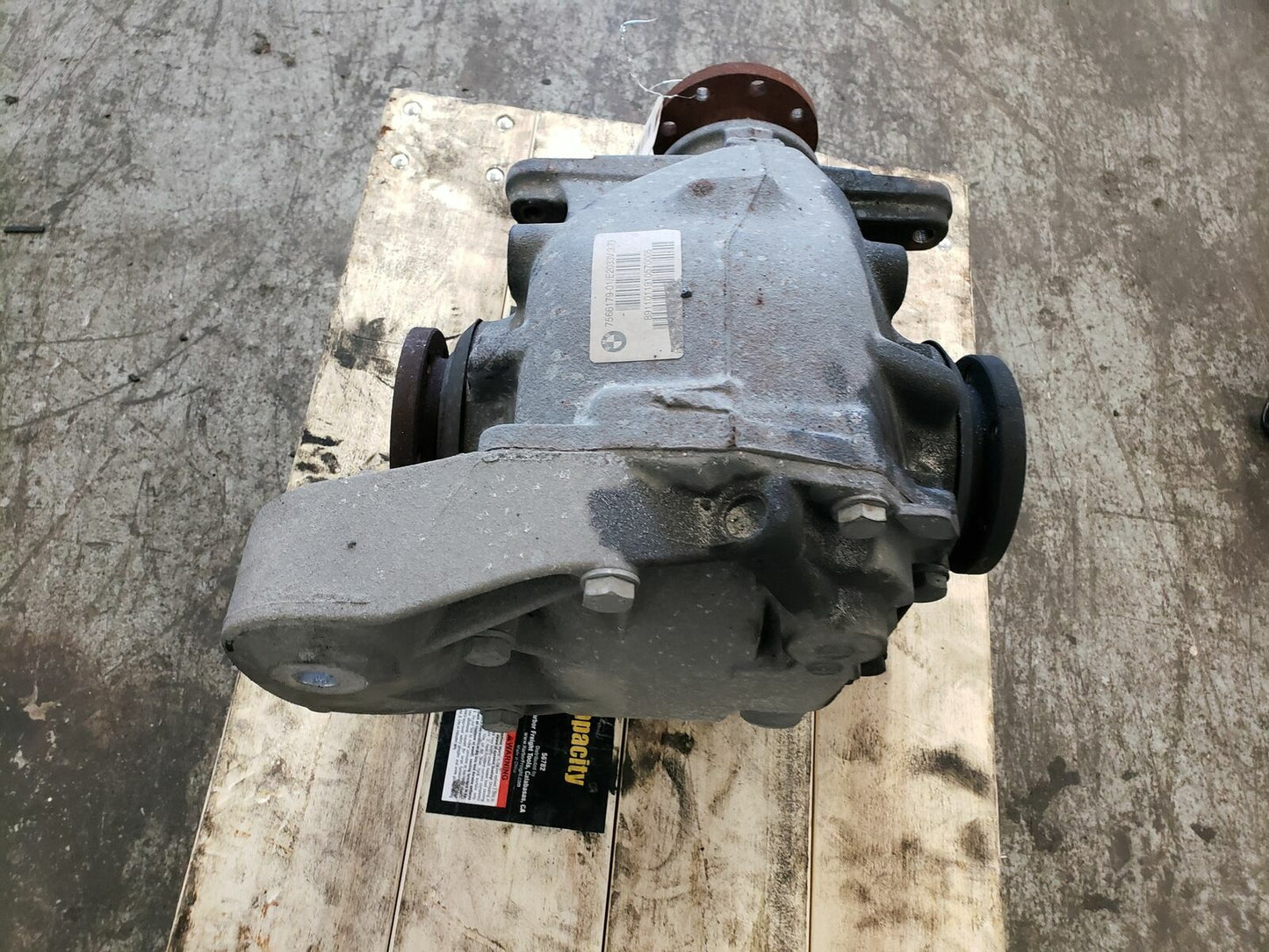 2011 BMW 328i Differential Rear 7566179 E90 Series WBAPH7C56BE678763