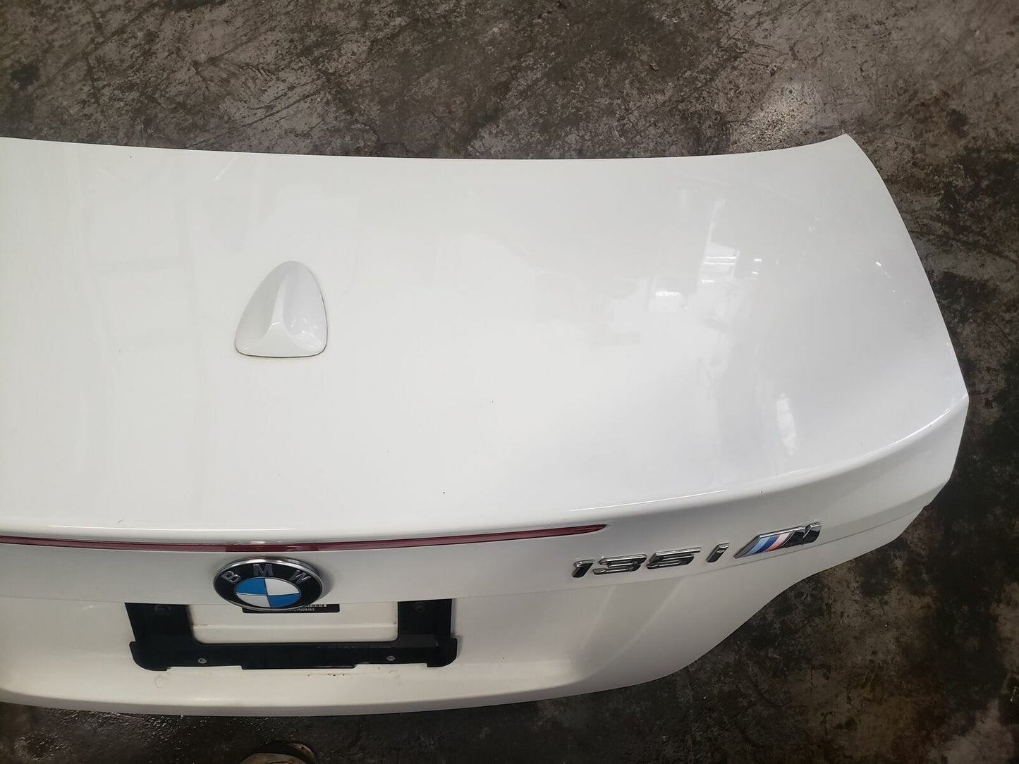 BMW E88 Series Trunk  White 300