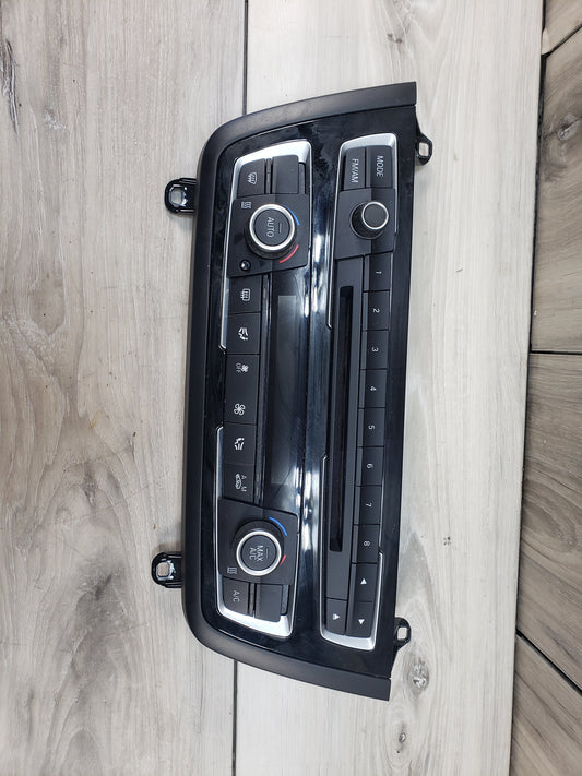 12-18 OEM BMW F82 F30 F32 F36 M3 M4 AC Heater Control Panel Radio Media Buttons