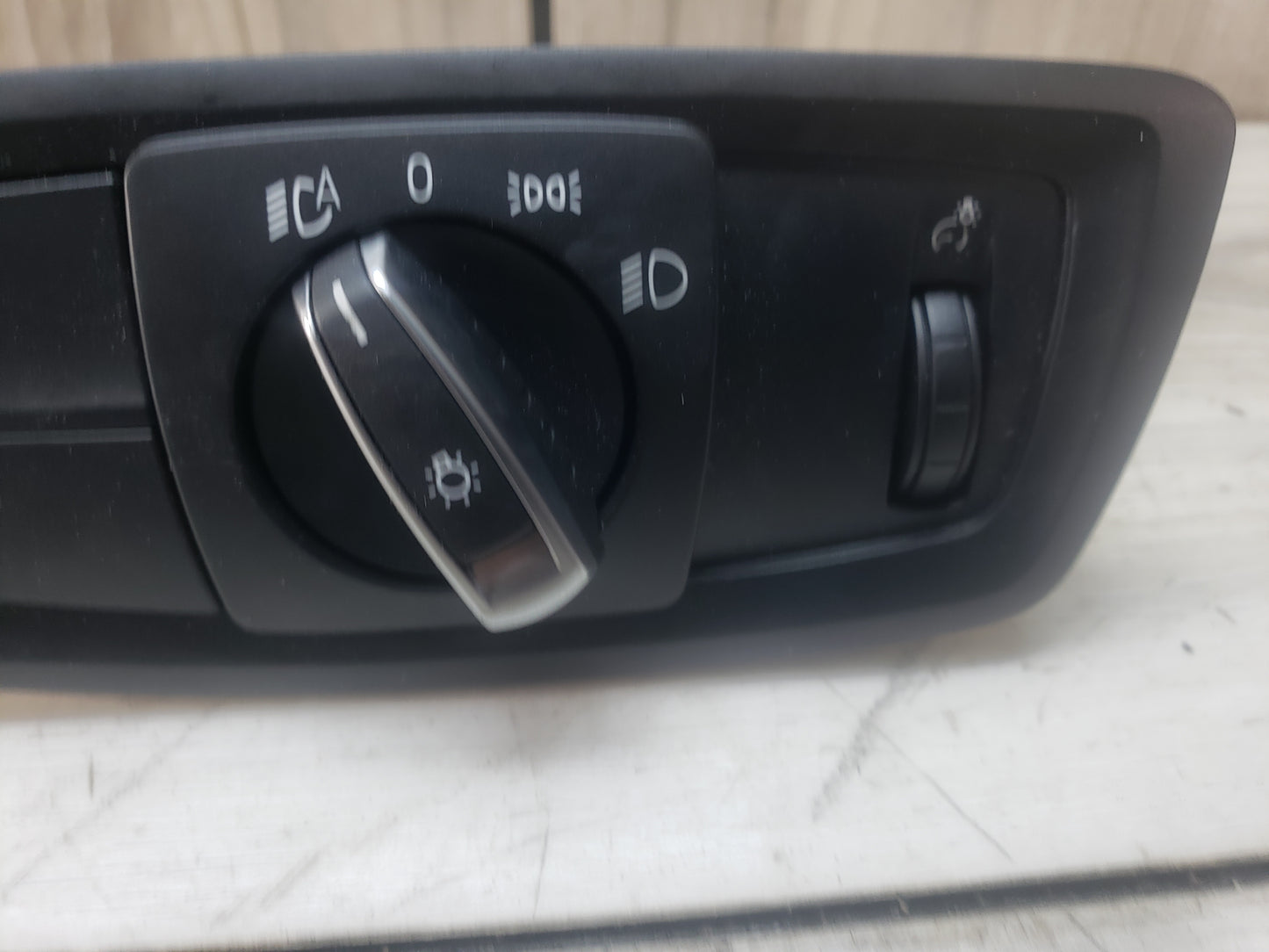 BMW 18-20 F22 M240xi Headlight Switch Control Panel Light Module BLACK LCI