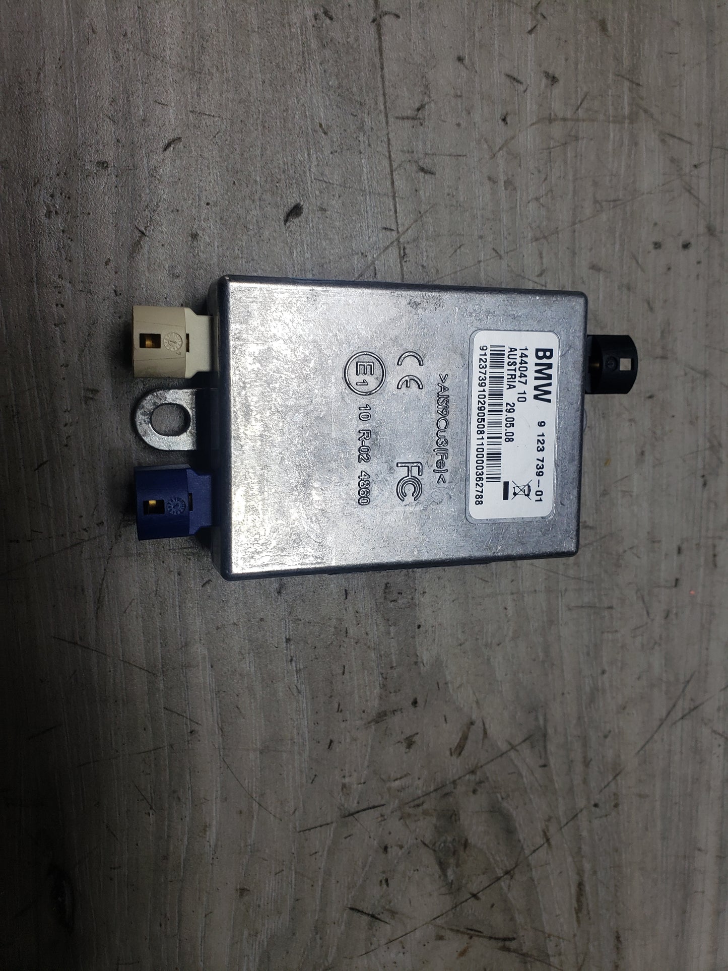 BMW 07-10 E93 M3 Multimedia USB Hub Control Module Pre LCI