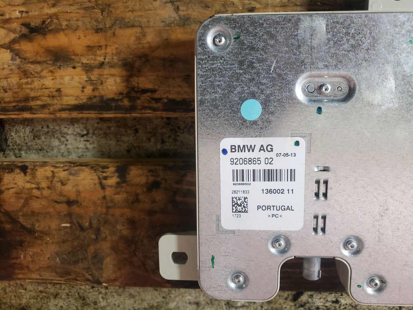 OEM BMW F06 F12 F13 M6 640 650 Left Driver Side Multi Band Antenna Module Unit