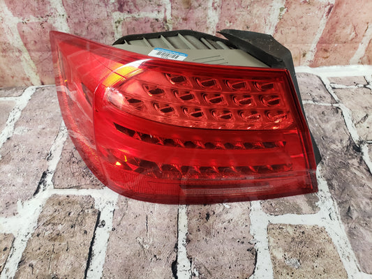 11-13 OEM BMW E92 328 335 M3 Coupe LCI Rear Left Driver Side Outer Tail Light
