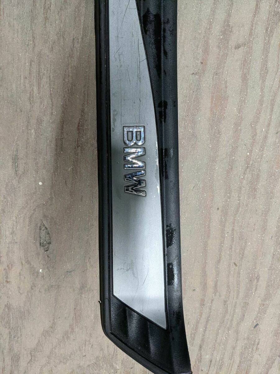 Rear right entrance cover Sill Cover Molding Trim 2007 BMW 525i 7034306 OEM