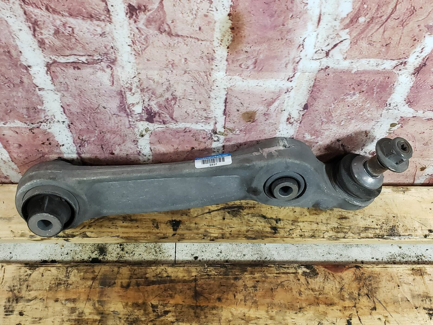 BMW  F10 RWD FRONT RIGHT SIDE CONTROL ARM SUPPORT
