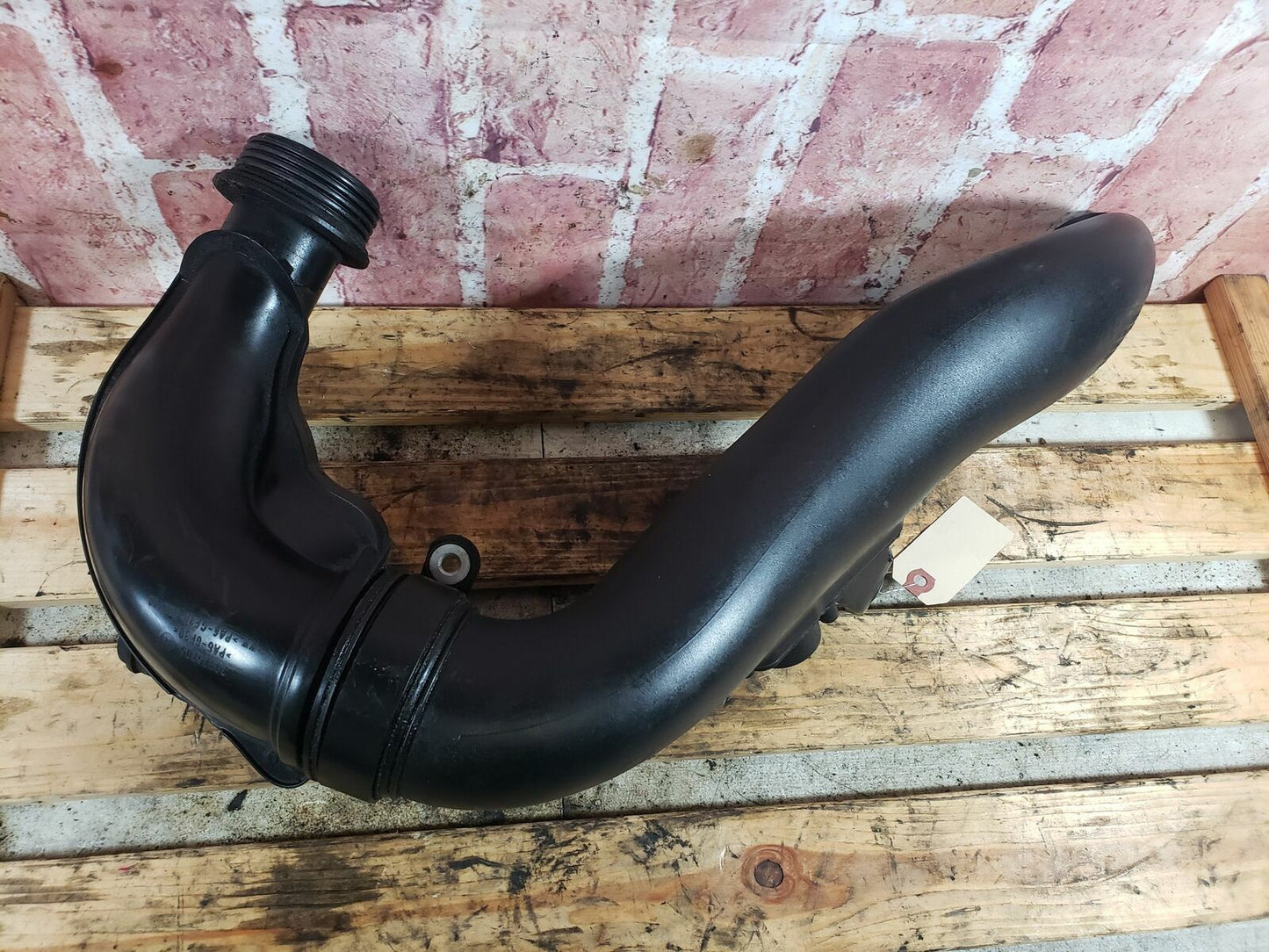 BMW 11-13 E93 Air Intake Duct Turbo Inlet Pipe LCI